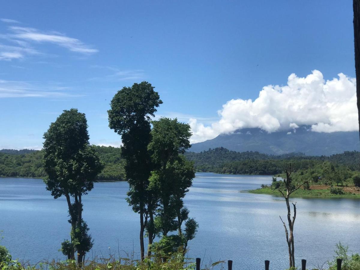 Karapuzha Village Resort Vajanad Kültér fotó