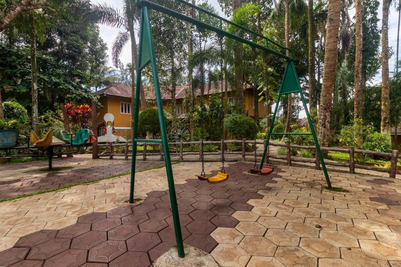 Karapuzha Village Resort Vajanad Kültér fotó