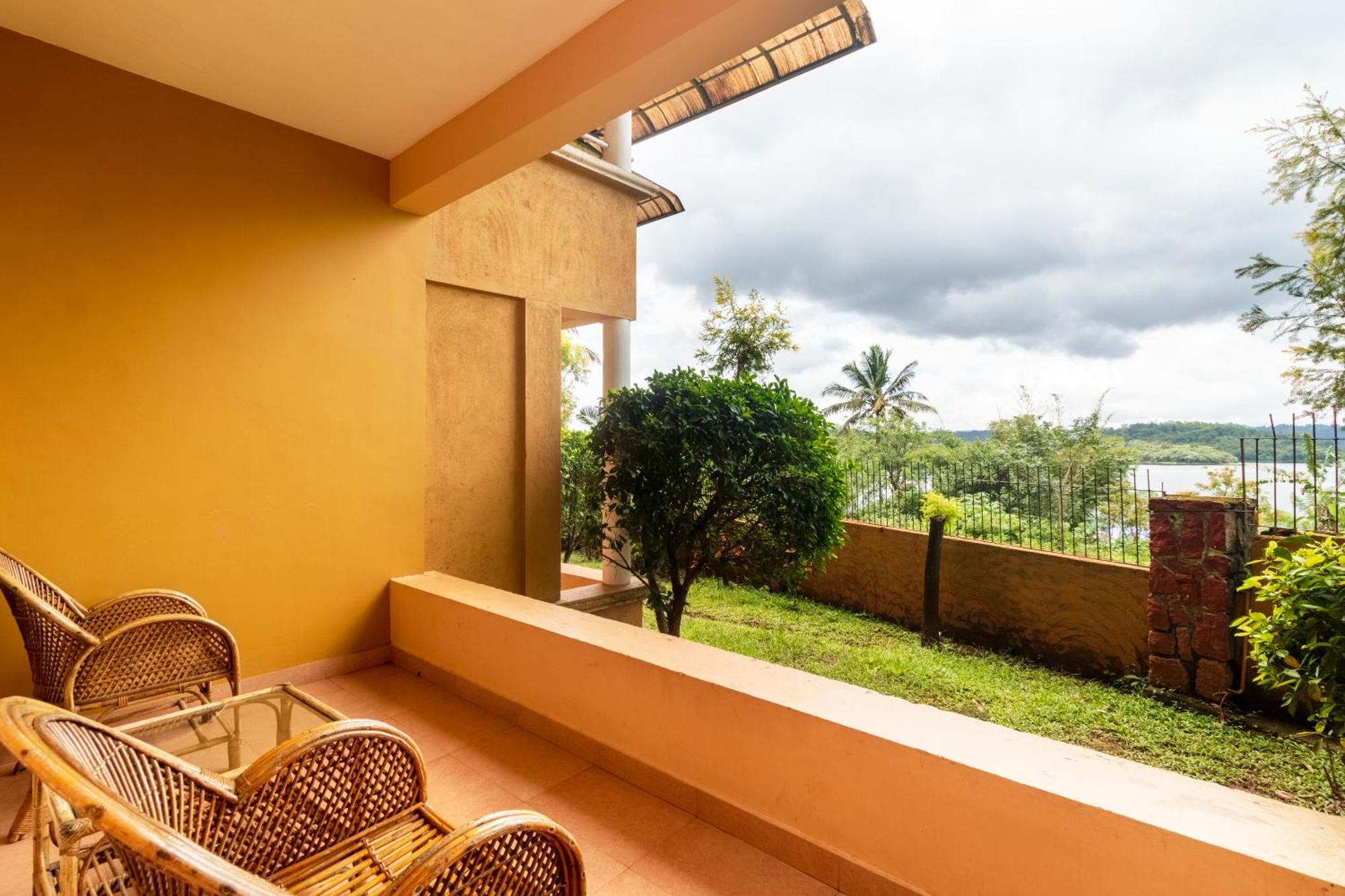 Karapuzha Village Resort Vajanad Kültér fotó